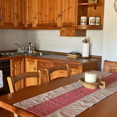 Iris Apartment